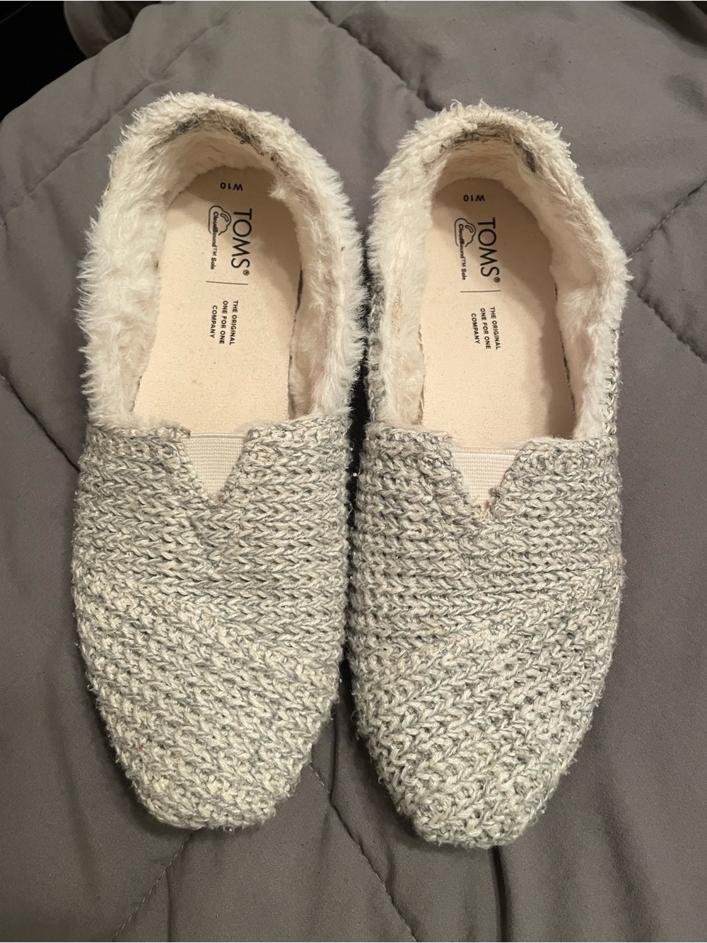 TOMS Women's Knit Slip-On Cozy Flats in Light Gray and Cream